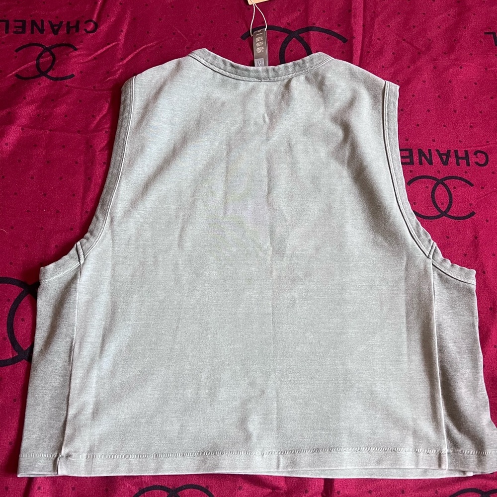 SKIMS Tank - Picture 3 of 5